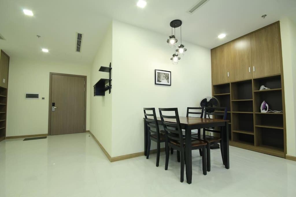Vinhomes Central Park Apartment Landmark Can Ho Dv ホーチミン市 エクステリア 写真